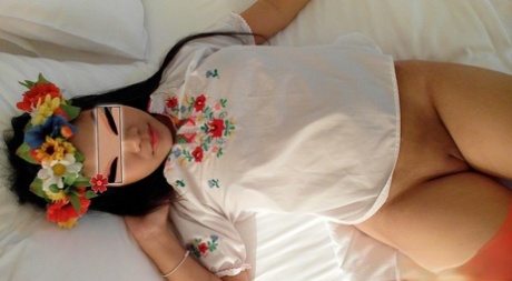 Petite Asian sex worker gets fucked by a visiting sex tourist