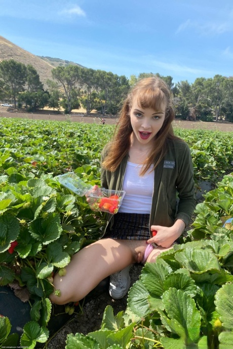 Teen with a big ass Aliya Brynn shows off her inviting meaty pussy up close